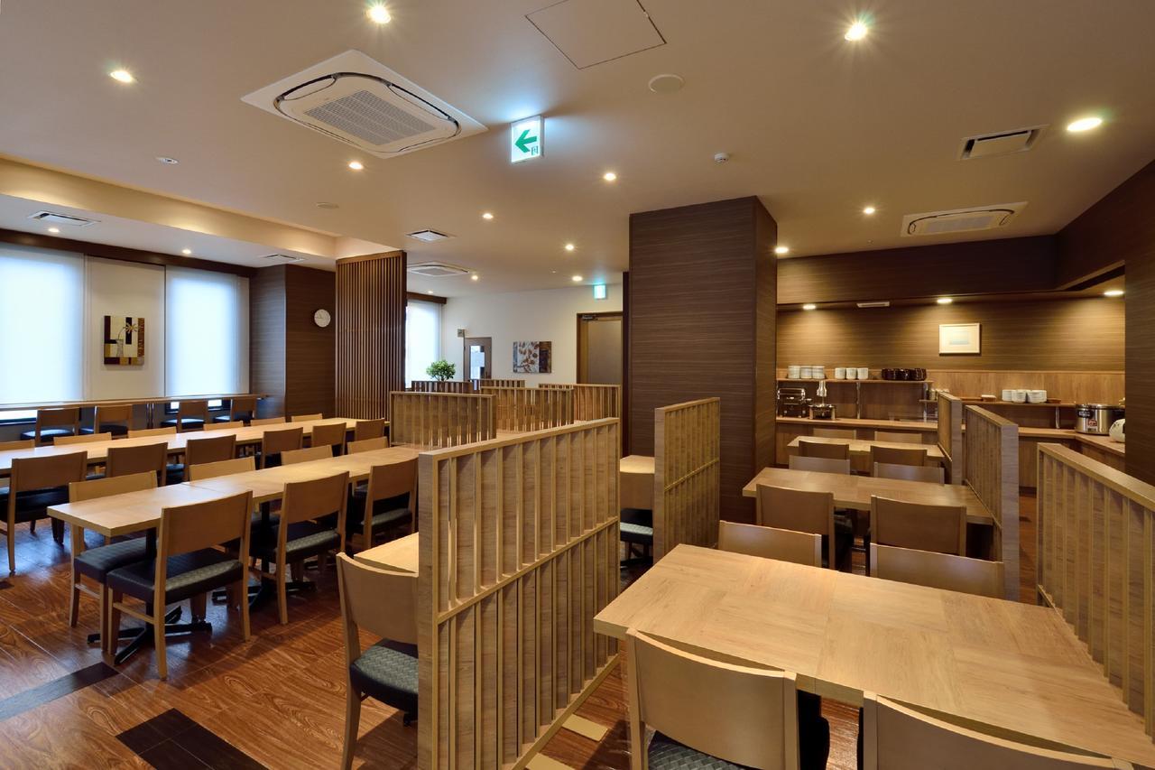 Hotel Route-Inn Toyohashi Ekimae Buitenkant foto